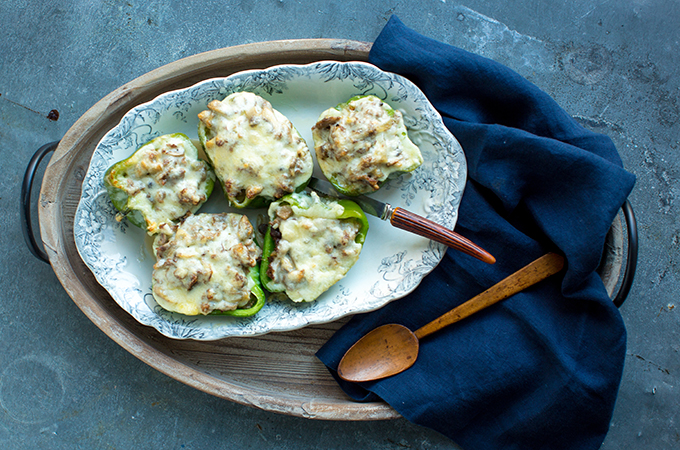 Philly Cheesesteak Stuffed Peppers