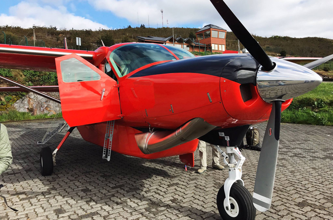Puddle Jumper Plane