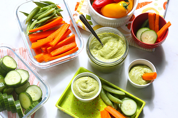 Healthy Summer Cool Green Hummus and Veggies