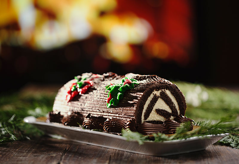 A Sweet Celebration with Heinen’s Yule Log