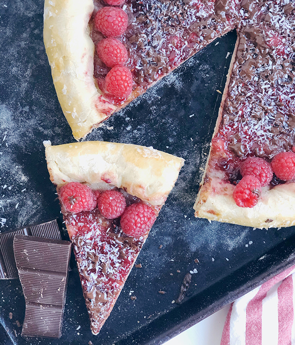 Brie-Stuffed Crust Dessert Pizza