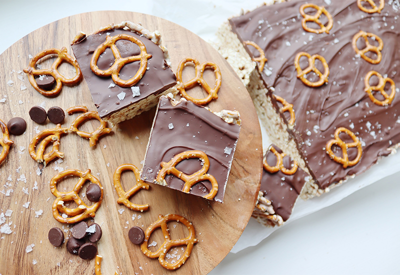 Dark Chocolate Pretzel S’mores Bars