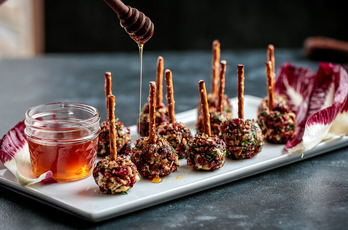 Mini Cranberry Pecan Goat Cheese Balls