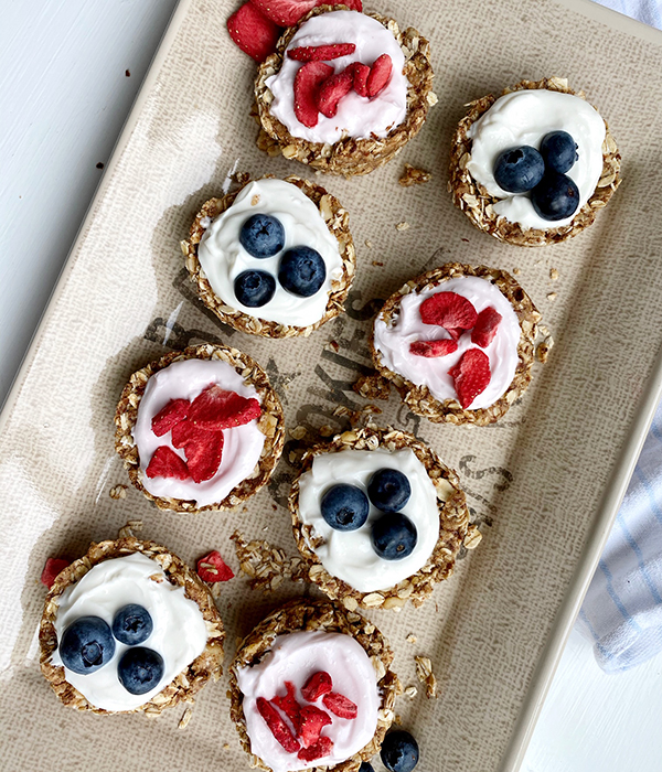 Breakfast Granola Cups