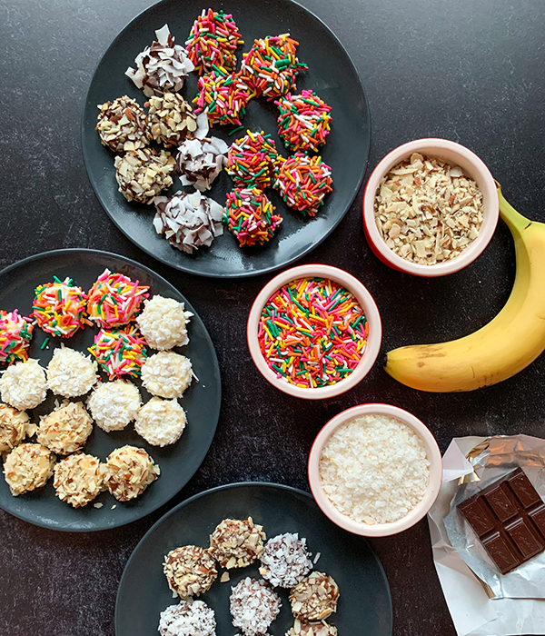 Chocolate-Dipped Banana Slices