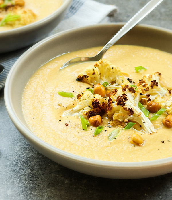 Roasted Cauliflower Soup