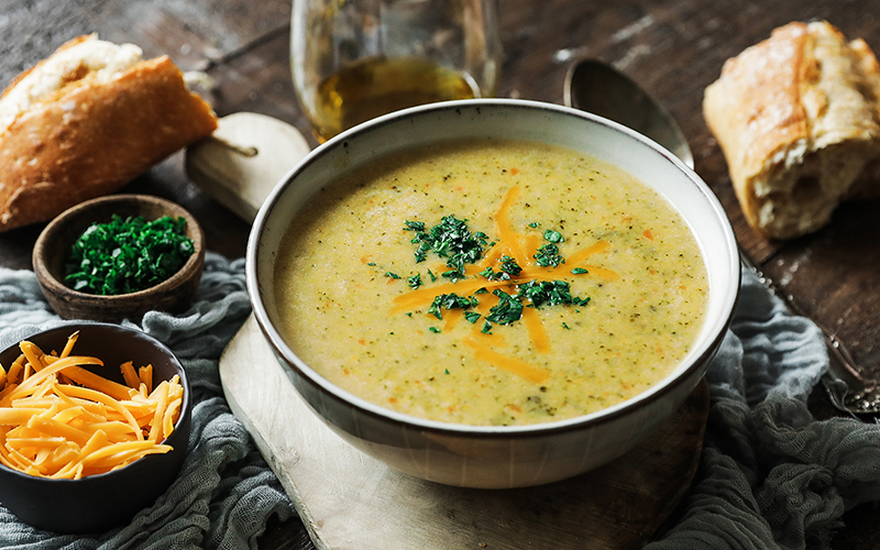 Instant Pot Broccoli Cheddar Soup