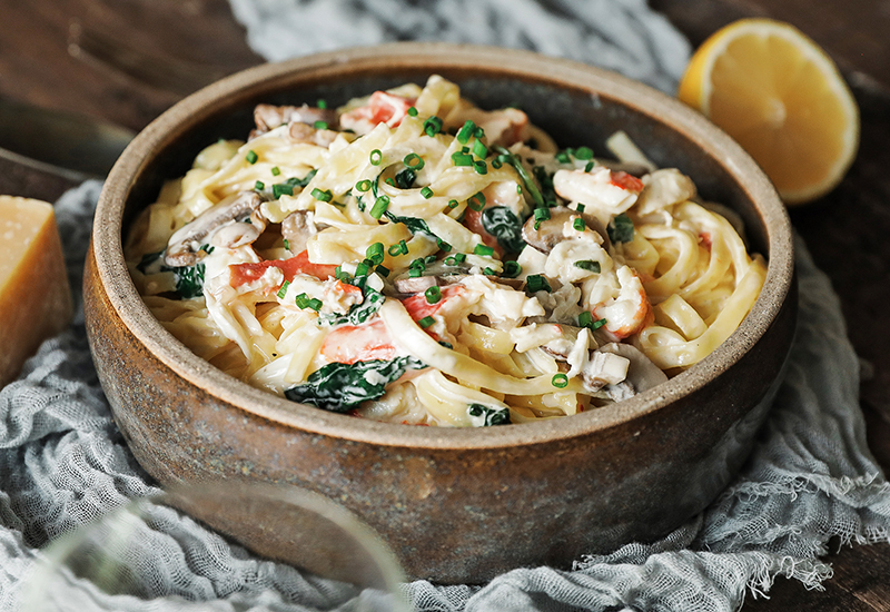 Creamy Lemon Crab Pasta