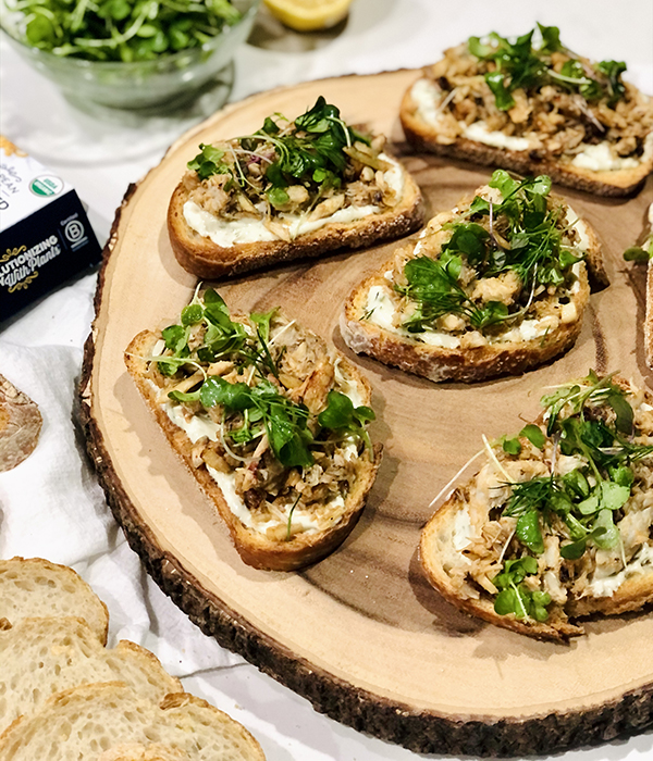 Crispy Garlic and Shallot Crab Toasts