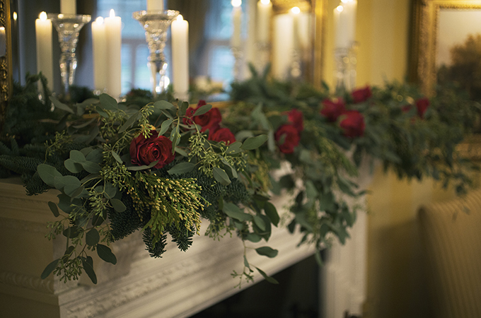 Decorative Holiday Mantle