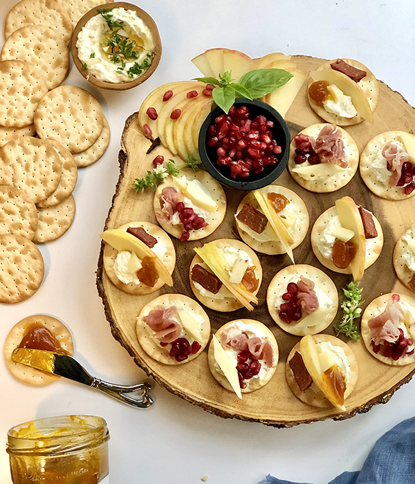 Grab & Go Charcuterie Crackers