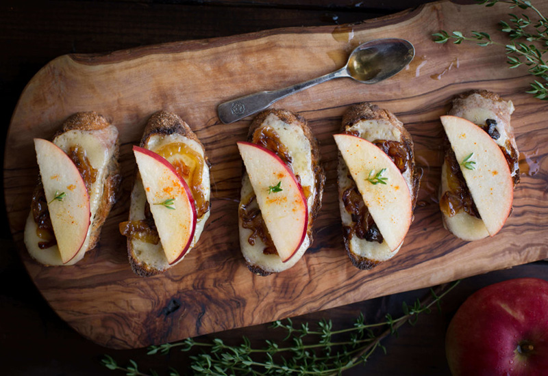 Rave Apple and Gruyère Bruschetta