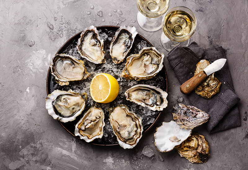 4 Delicious Wines to Pair with Shellfish