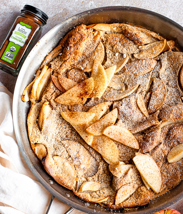 Chai Spiced Apple Dutch Baby