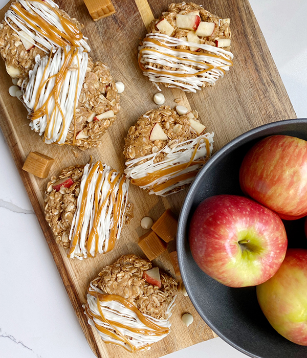 No-Bake Caramel Apple Cookies