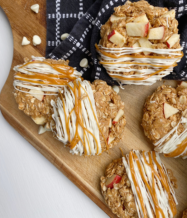 No-Bake Caramel Apple Cookies