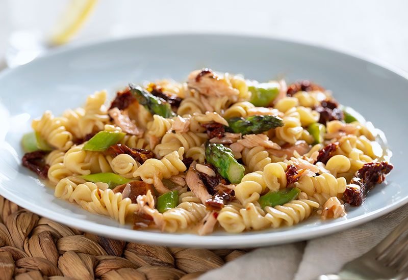 What’s For Dinner? Honey Oak Smoked Salmon Pasta