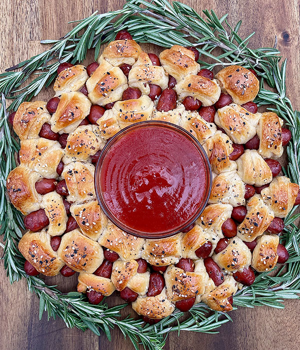 Pigs in a Blanket Wreath