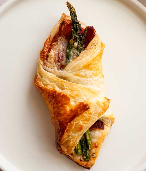 Bacon and Asparagus Bundles