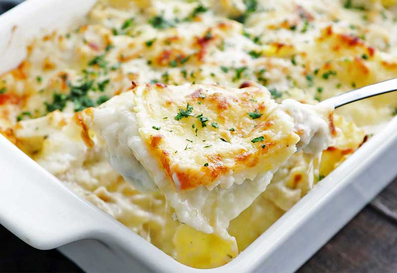 Chicken Alfredo Ravioli Bake