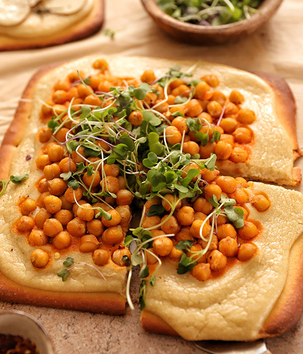 Vegan Creamy Garlic Pizza Sauce on Flatbreads