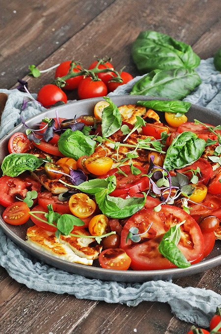 Halloumi Salad