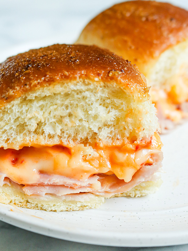 Ham and Pimento Cheese Hawaiian Rolls