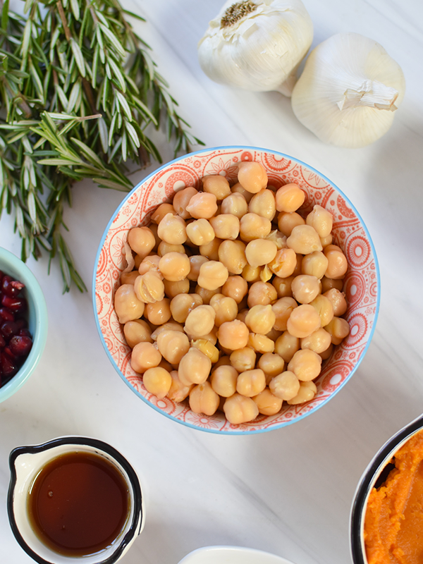 Creamy Pumpkin Hummus
