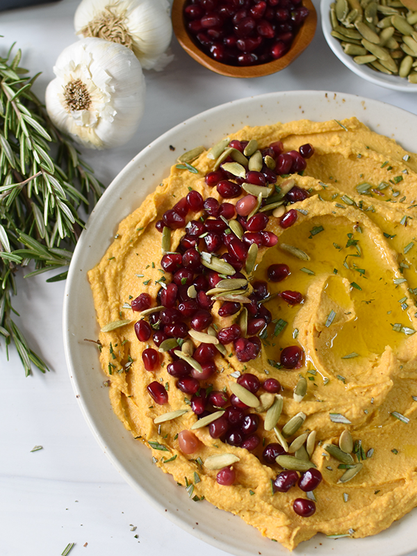 Creamy Pumpkin Hummus 