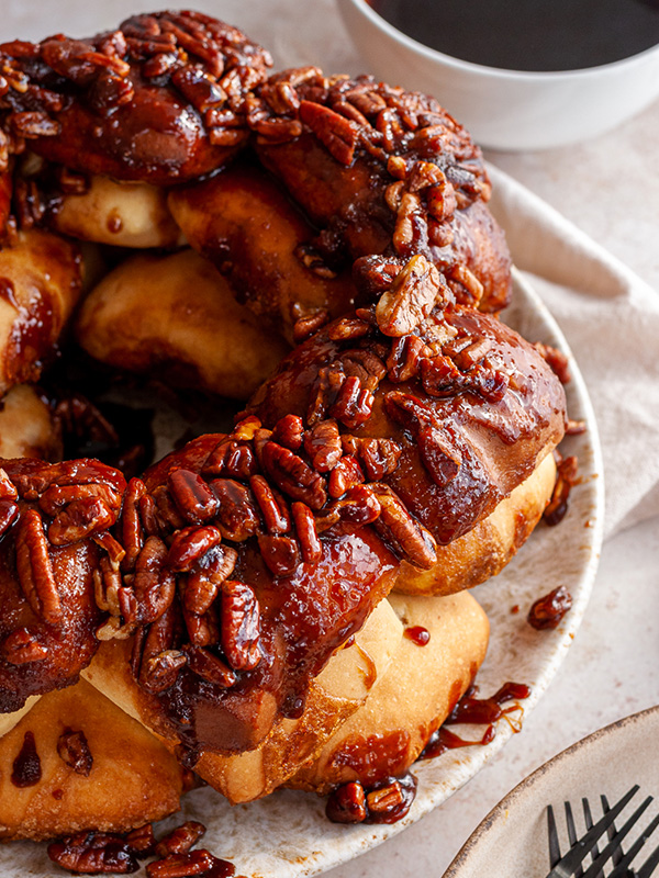 Pull Apart Cinnamon Pecan Rolls