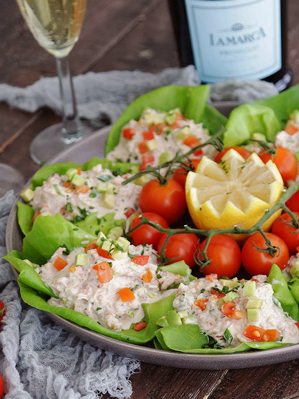 Crab Louie Lettuce Cups