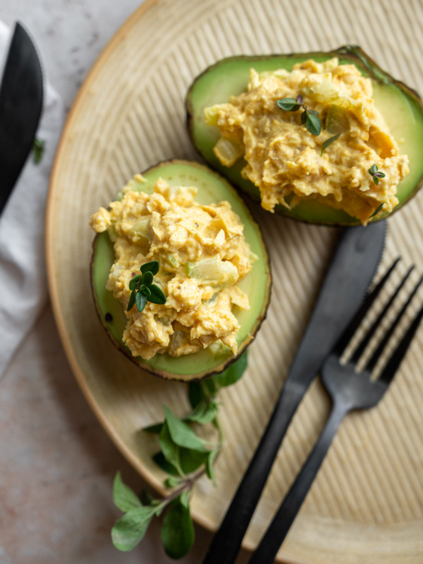 Turmeric Chickpea Avocado Boats