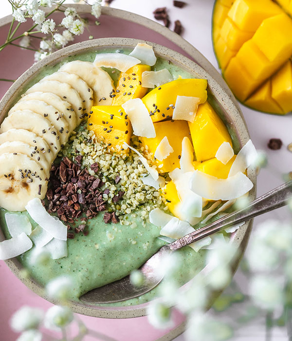 Mermaid Smoothie Bowl with Spirulina Powder