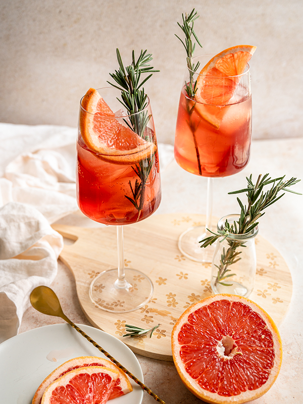 Easy Sparkling Rosé Paloma