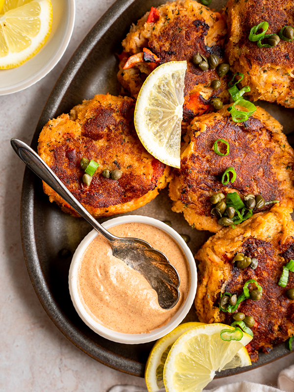 Lobster Cakes with Remoulade Sauce