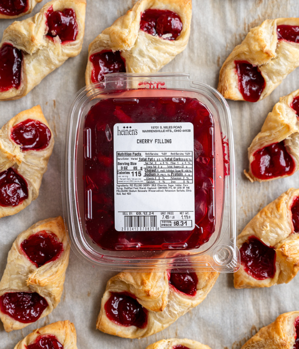 Heinen's Cherry Pie Filling with Cherry Kolaches surrounding it.