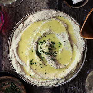 A Bowl of Vegan Roasted Garlic Mashed Cauliflower 