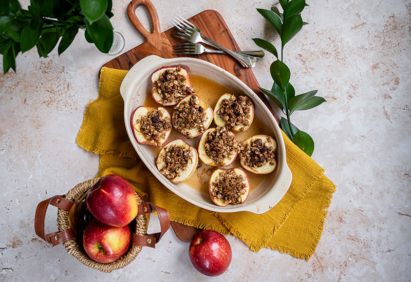 Baked Autumn Oatmeal Apples