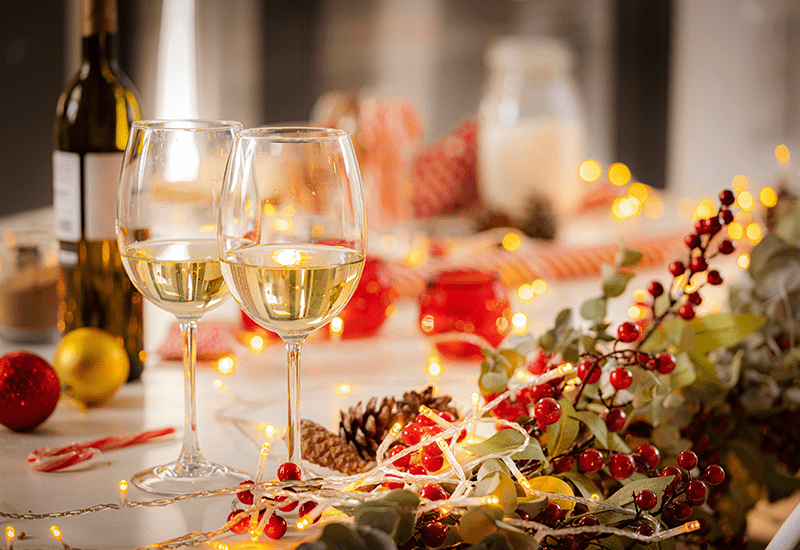Holiday Cheers: A Festive Wine and Beer Tasting