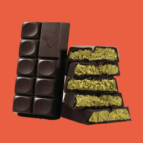 Godiva Pistachio Kadaifi Dubai Chocolate Bar (4.3 oz)