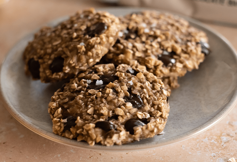 Banana Oat Chocolate Chip Cookies