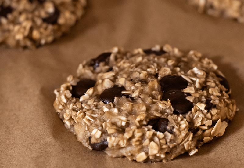 Easy Banana Oat Chocolate Chip Cookies