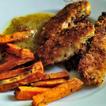 Chicken fingers with chutney