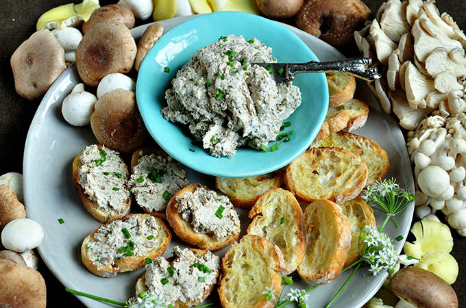 Mushrooms, Dip and Bread on a Plate