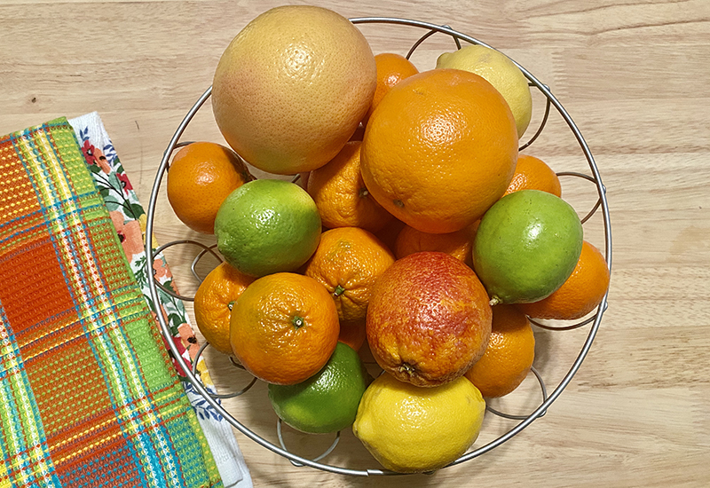 Bowl of a variety of citrus