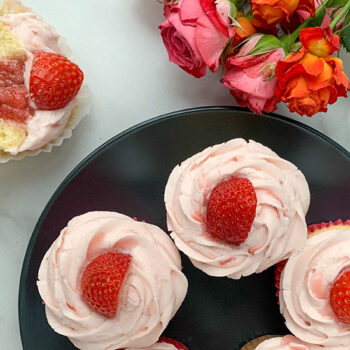 Strawberry prosecco cupcakes