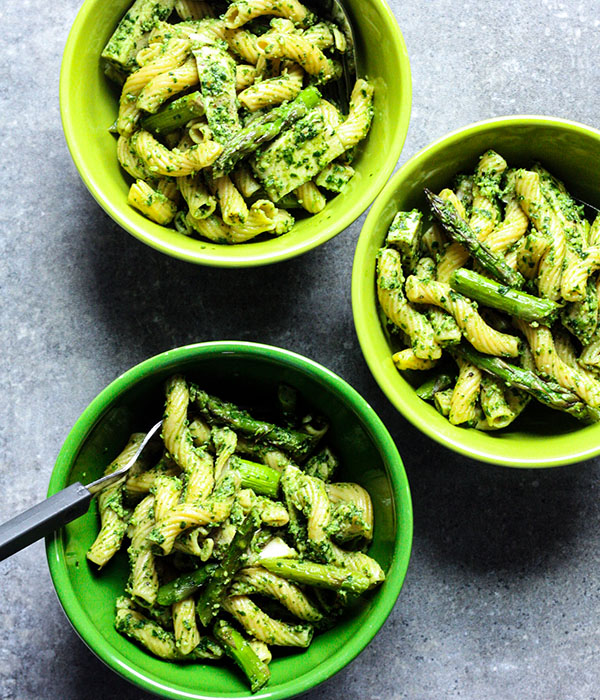 Asparagus Chicken Pasta with Parsley Pesto in Bowls