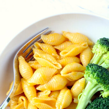 Butternut Squash Mac and Cheese with Broccoli