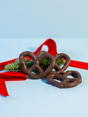 Hand-Dipped Chocolate Covered Pretzels
