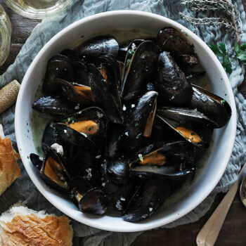 Garlic Braised Mussels